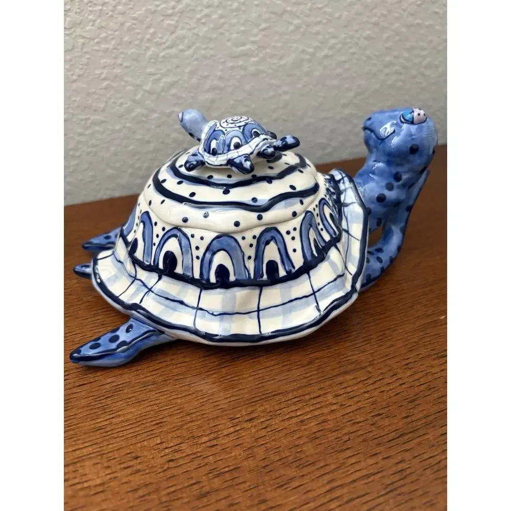 Diane Allen Blue White Turtle Lidded Stoneware Dish Decorative Art 2002